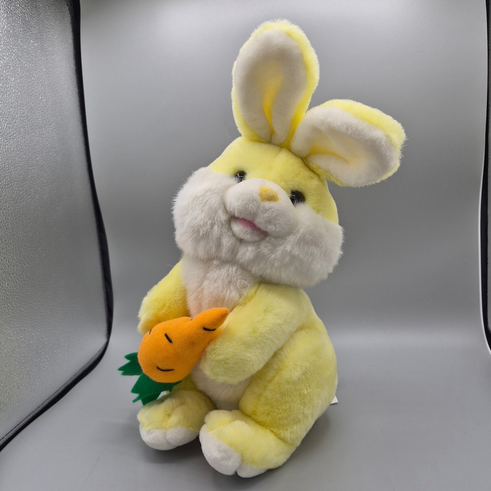 Vintage Cuddle Wit Yellow Plush Bunny Rabbit Holding Carrot Easter Stuffed Toy